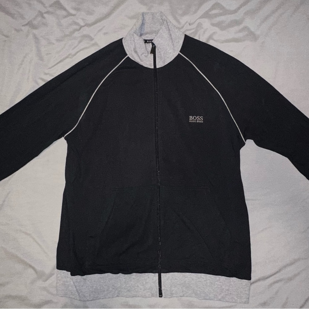 Hugo Boss Black Light Sweater / Sweatshirt - Mens Medium